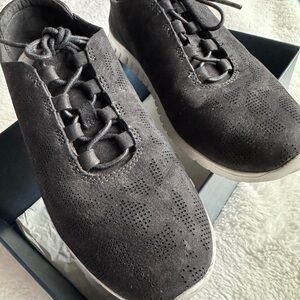 Cole Haan Zerogrand Perforated Shoe - Black - Size 6.5